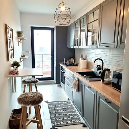 Marianne, 2 Camere, Morii 2 *