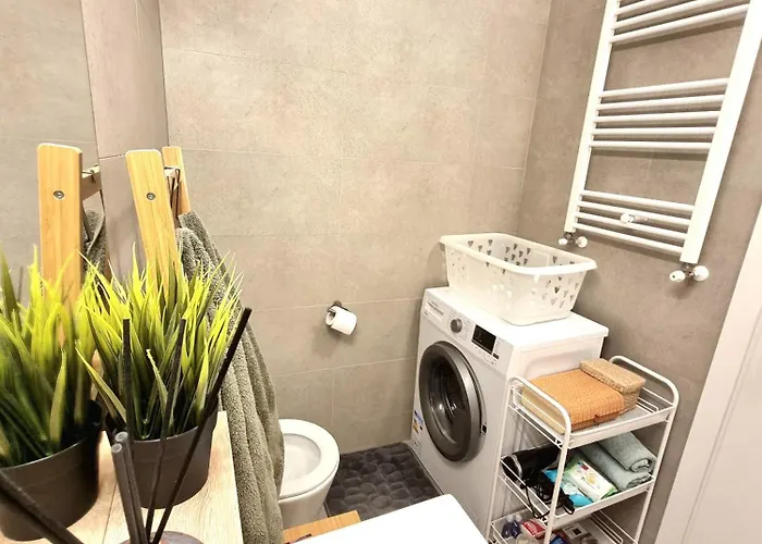 Marianne, 2 Camere, Morii 2 * Bucureşti