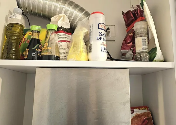 Marianne, 2 Camere, Morii 2 公寓 *